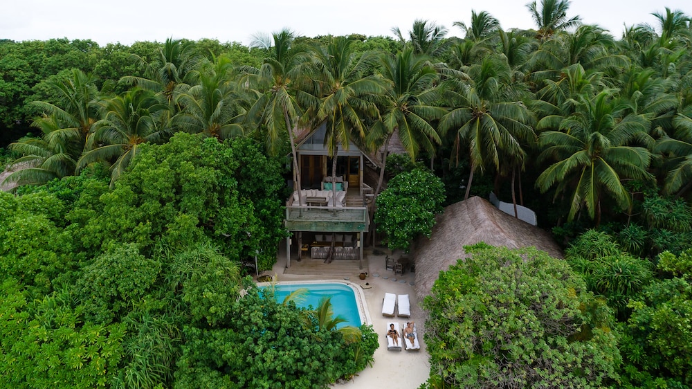 3 Bedroom Crusoe Suite With Pool