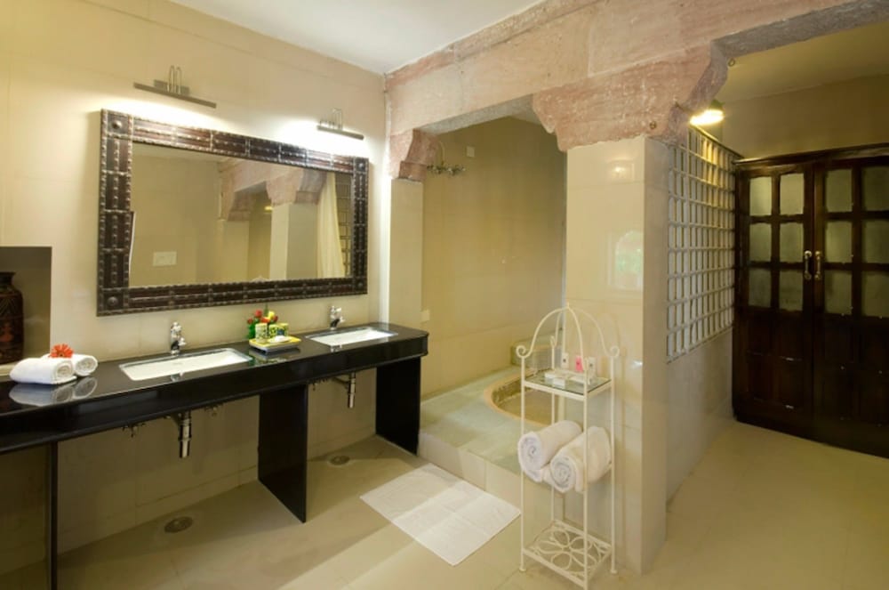 Regal Room photo 2