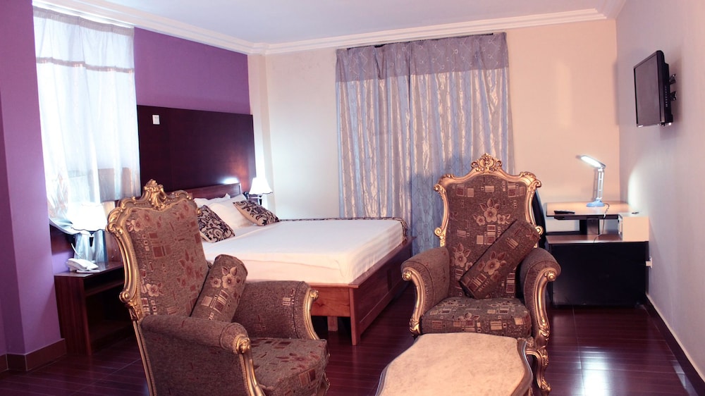 Presidential Suite photo 1