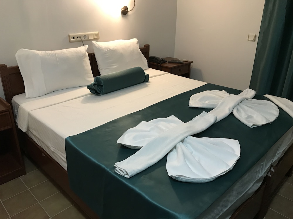 Comfort Triple Room, 1 Bedroom, Smoking, Sea View photo 1