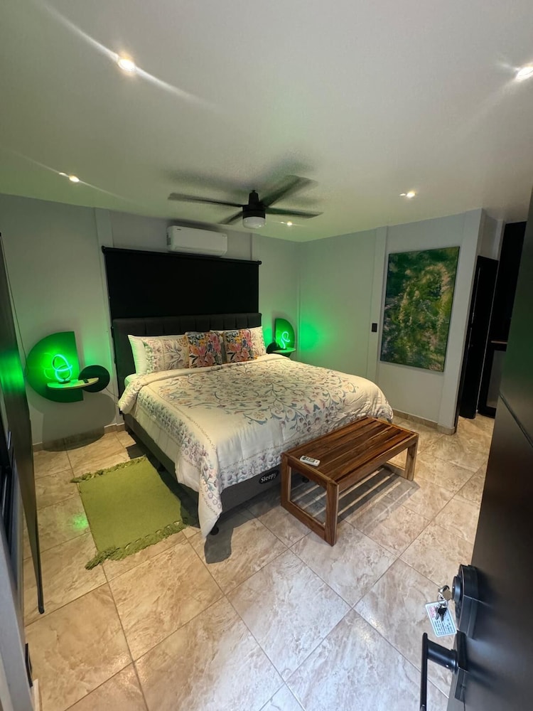 Superior Villa photo 1