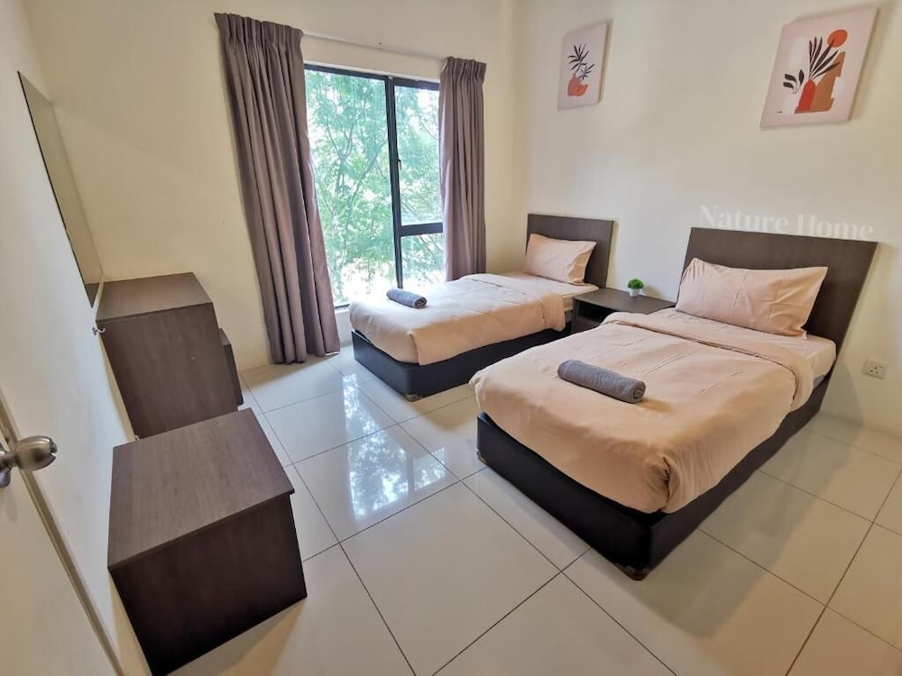 Standard Apartment, 2 Bedrooms, Balcony - Photo 2