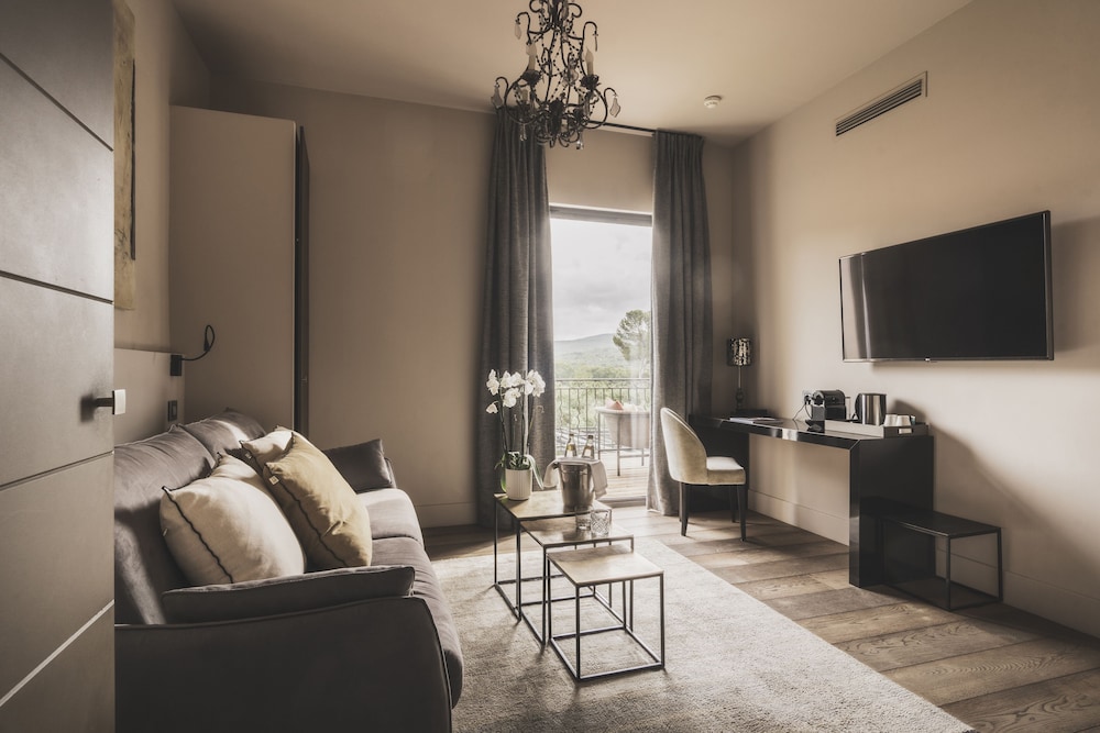 Suite Signature Cézanne, accès gratuit au spa photo