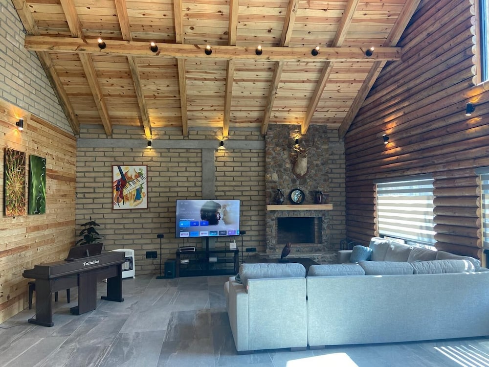 Deluxe Cabin photo 2