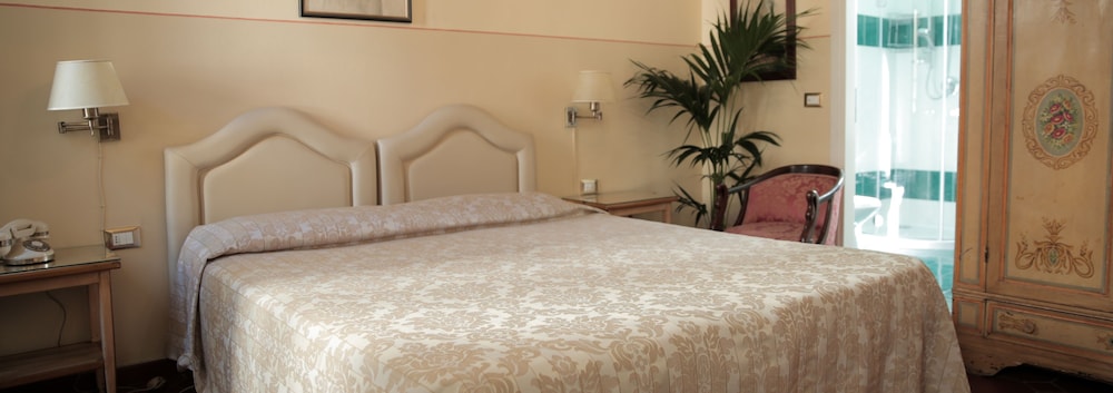 Classic Double or Twin Room