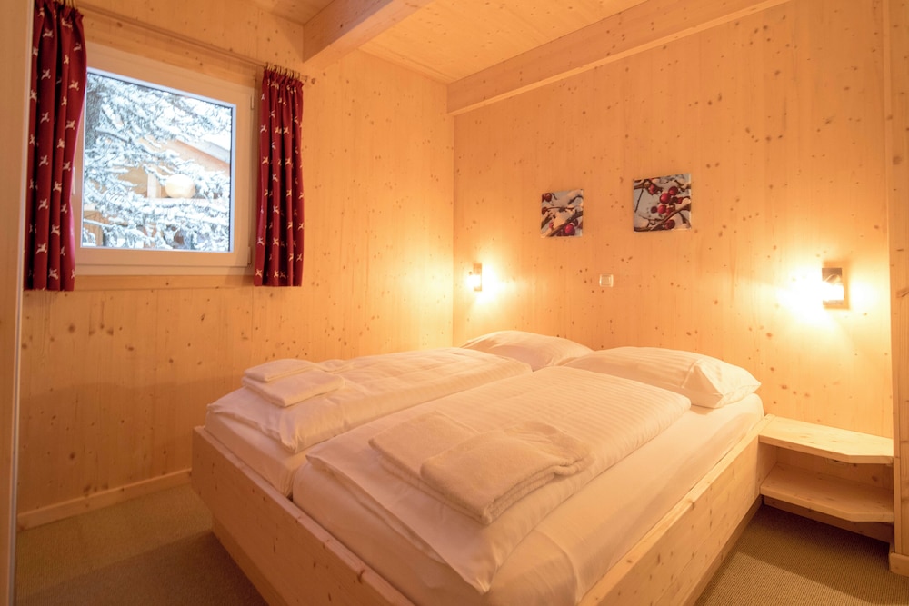 Ferienhaus # 21 mit IR-Sauna & Whirlpool innen