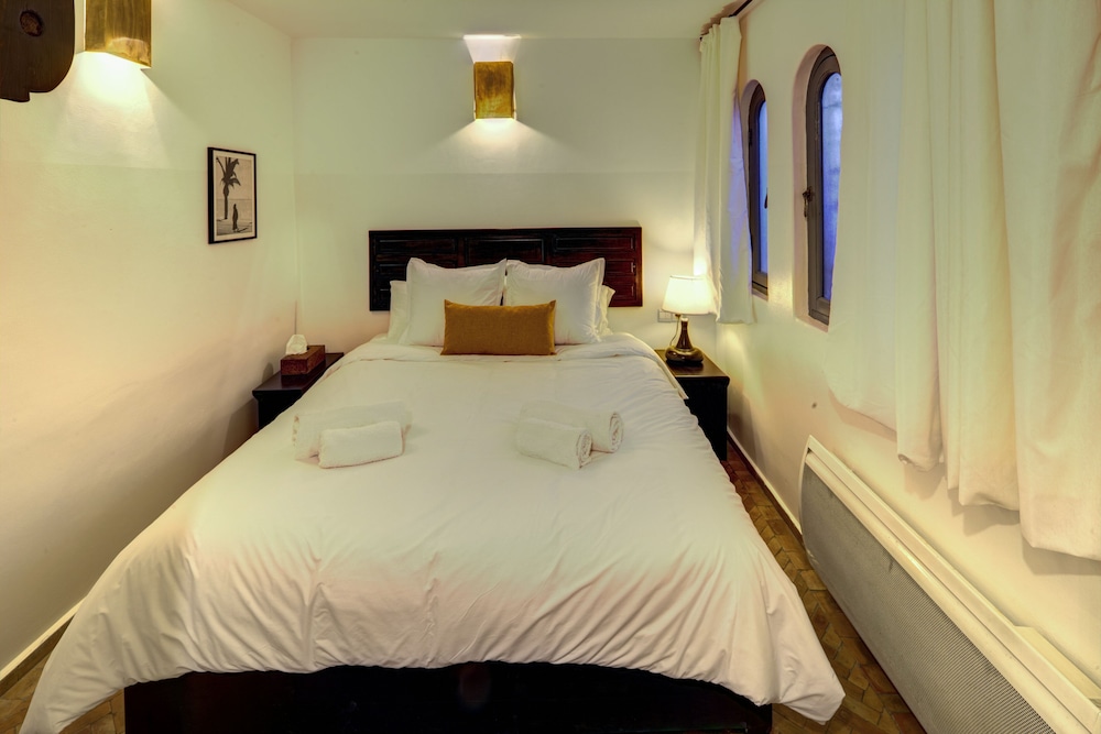 Single Room, 1 Double Bed, Private Bathroom