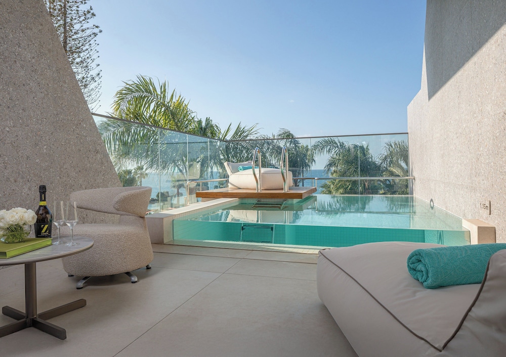 Junior Suite Upper Floor, Sea View, with Private Pool - Photo 5