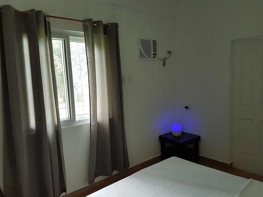 Comfort Room photo 2