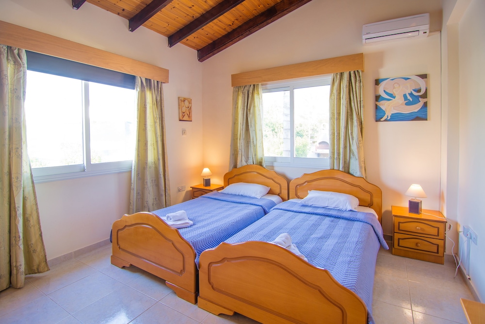 Villa, 3 Bedrooms, Sea View photo 1