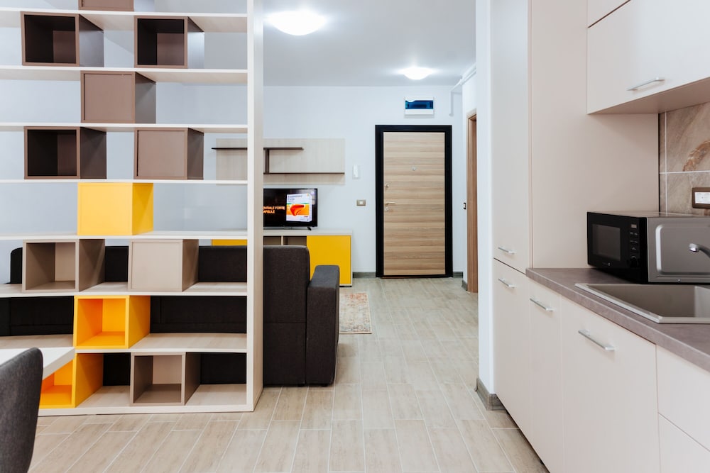 Basic Apartment photo 1