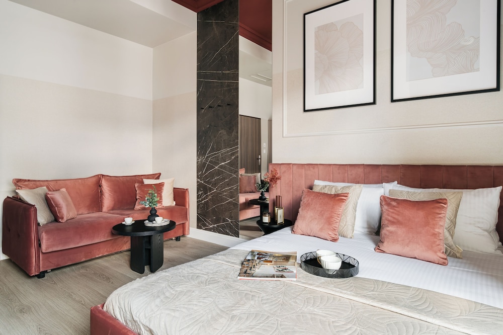 Junior Studio Suite