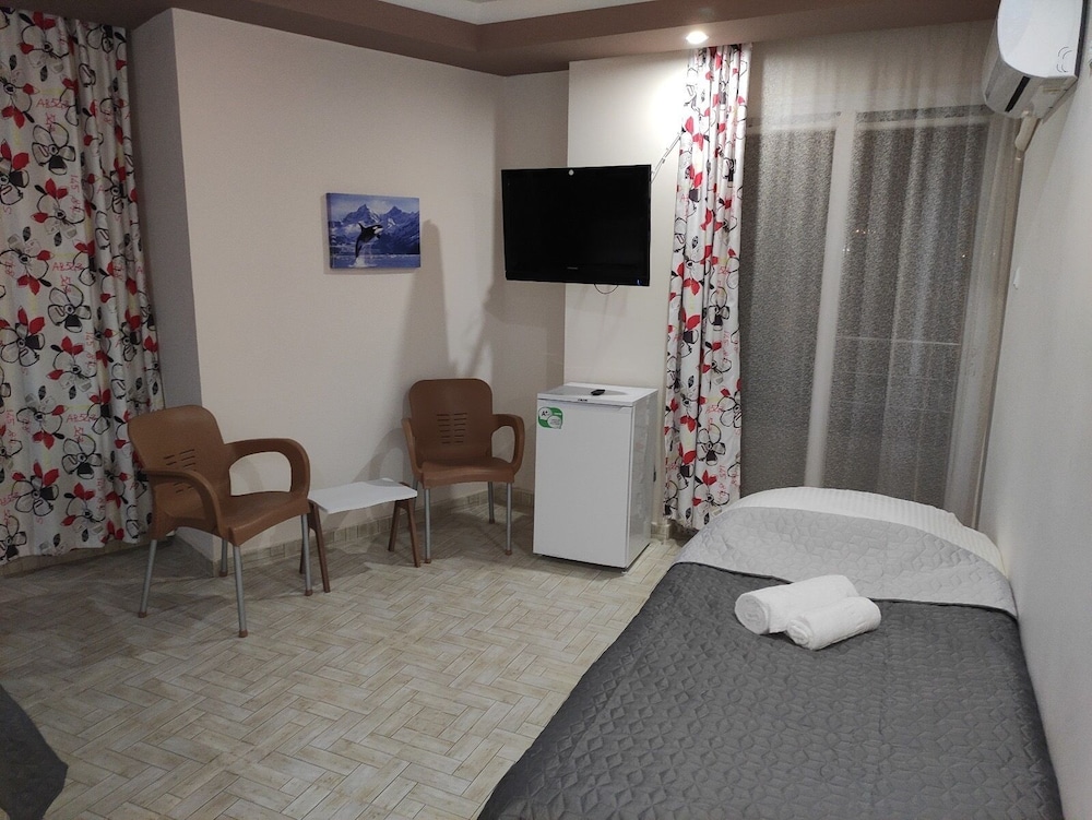 Classic Triple Room, Balcony, Sea View photo 1