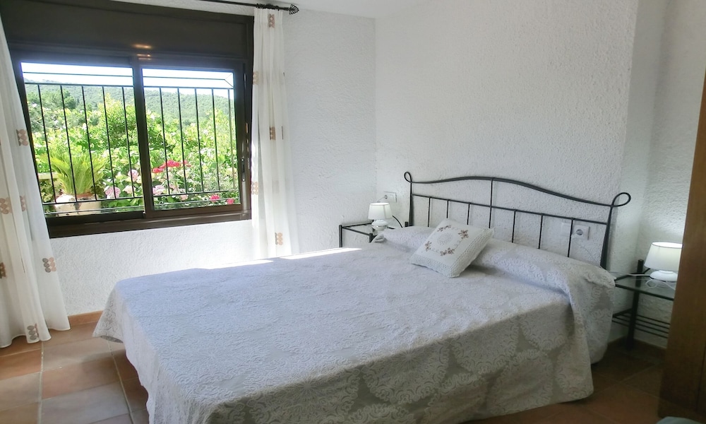 Villa Familiar, 4 habitaciones, vista a la piscina