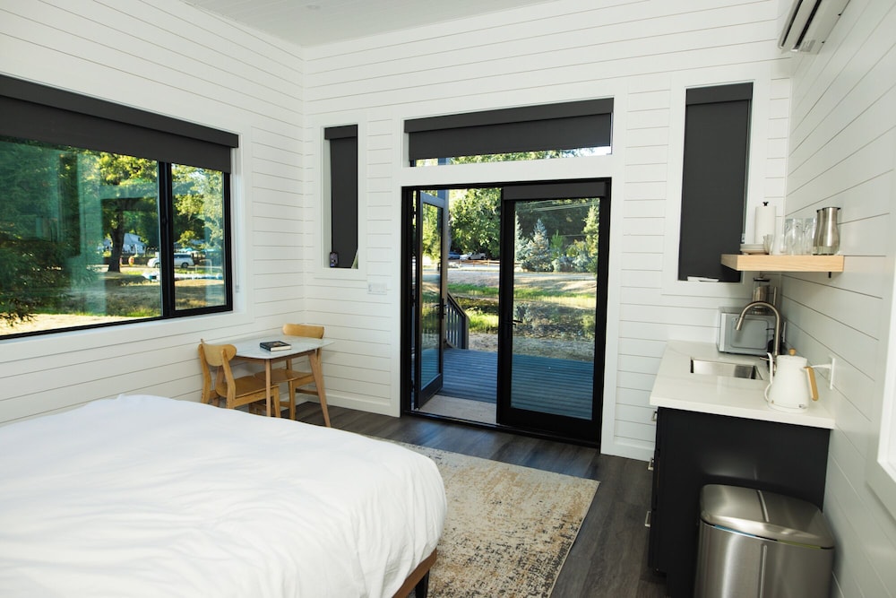 Studio Suite photo 1