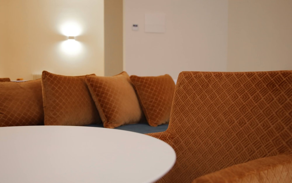 Superior Studio Suite photo 3