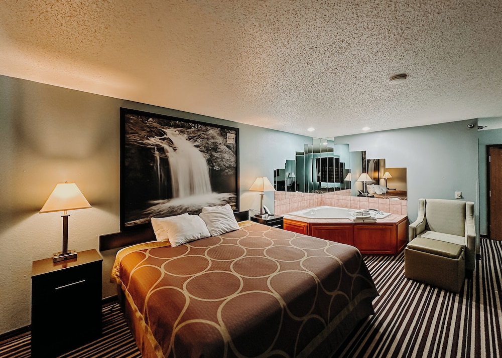 Executive Room, 1 King Bed, Jetted Tub