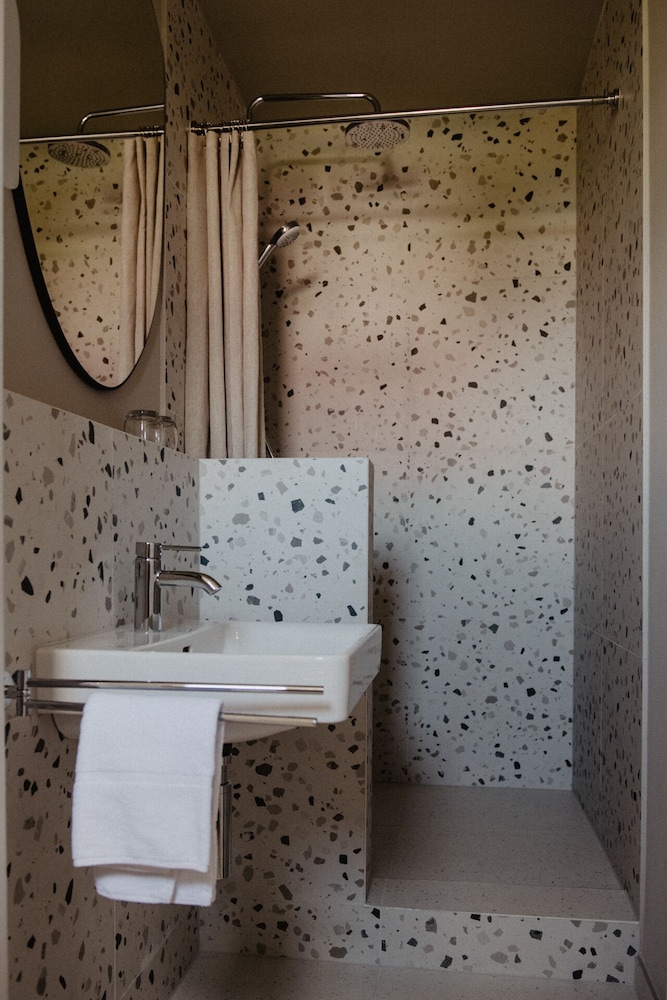 Design Double Room photo 2