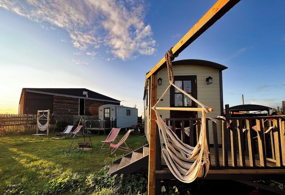 Comfort Cabin, 1 Double Bed, Garden View, Beachside photo 1