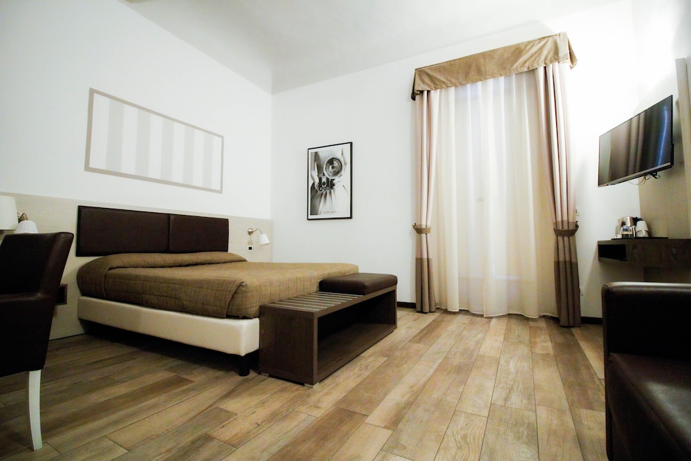 Double Room, Balcony