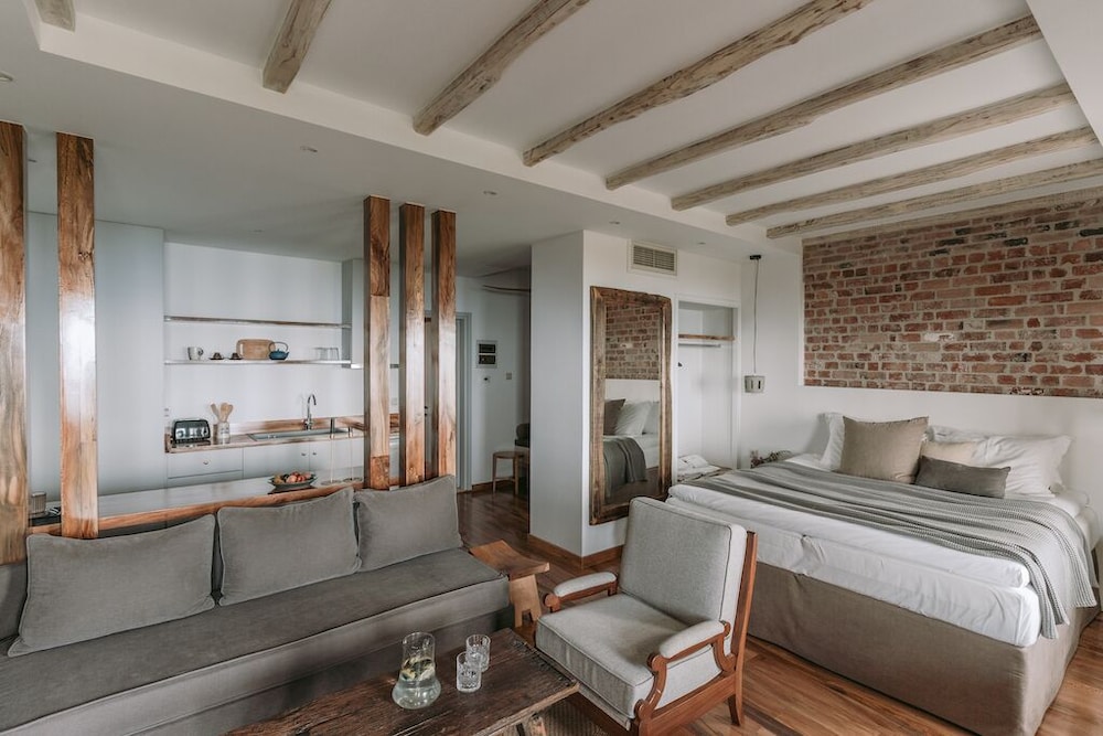 Superior Quadruple Room photo 1