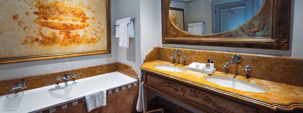 Executive Room photo 3