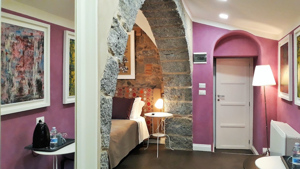 Deluxe Triple Room, 1 Bedroom, Garden View photo 2