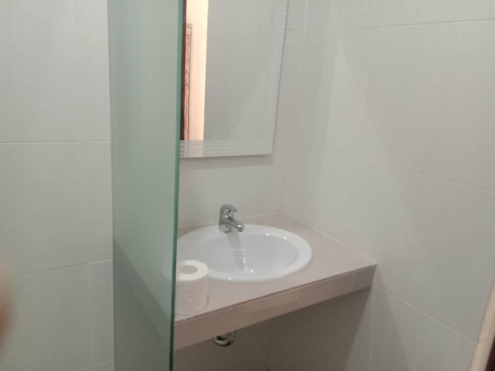 Standard Room - Photo 22