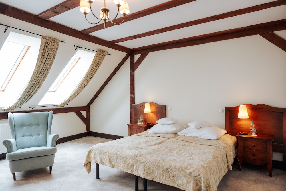 Standard Double or Twin Room - Photo 38