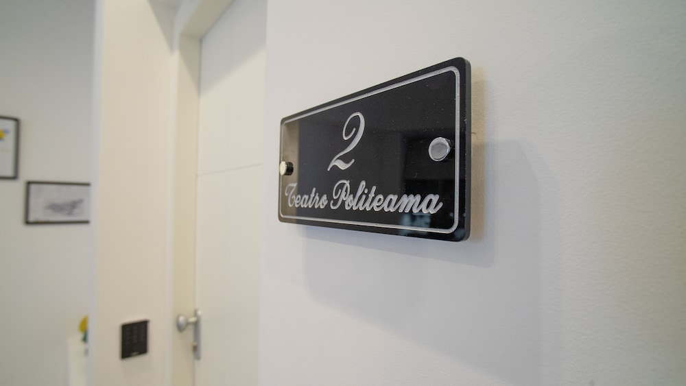 Room Teatro Politeama photo 1