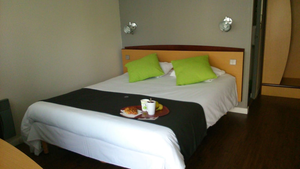 Standard Room, 1 Double Bed - Photo 5