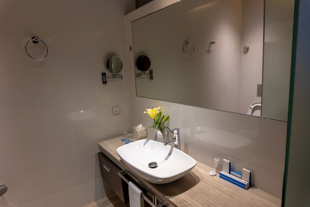 Aqua Room - Photo 13