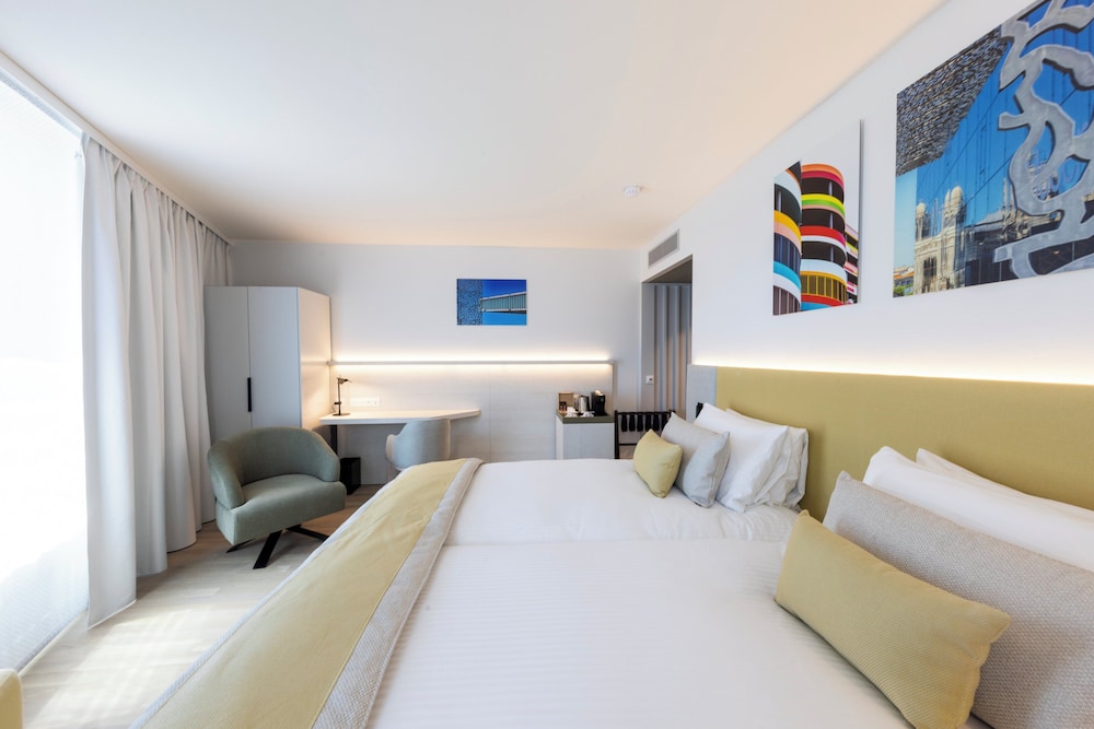 Standard Room, 2 Twin Beds - Photo 2