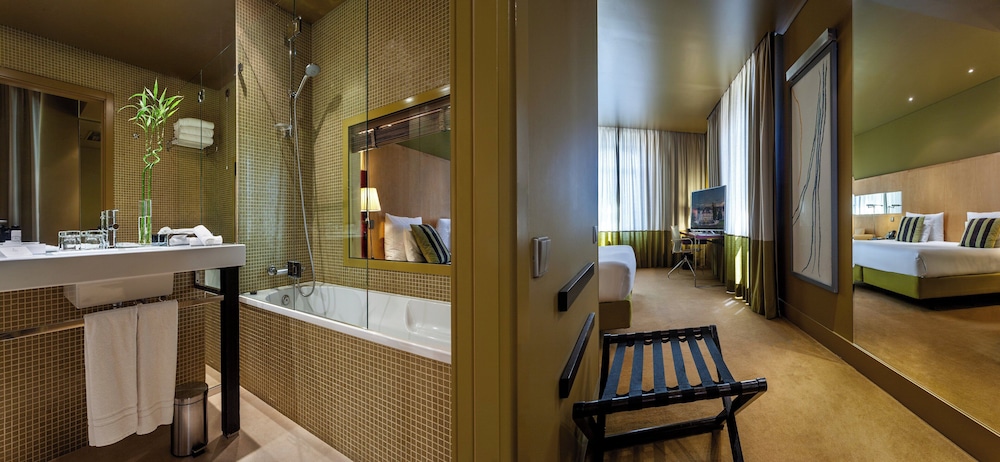 Deluxe Room (Grand View) - Photo 5