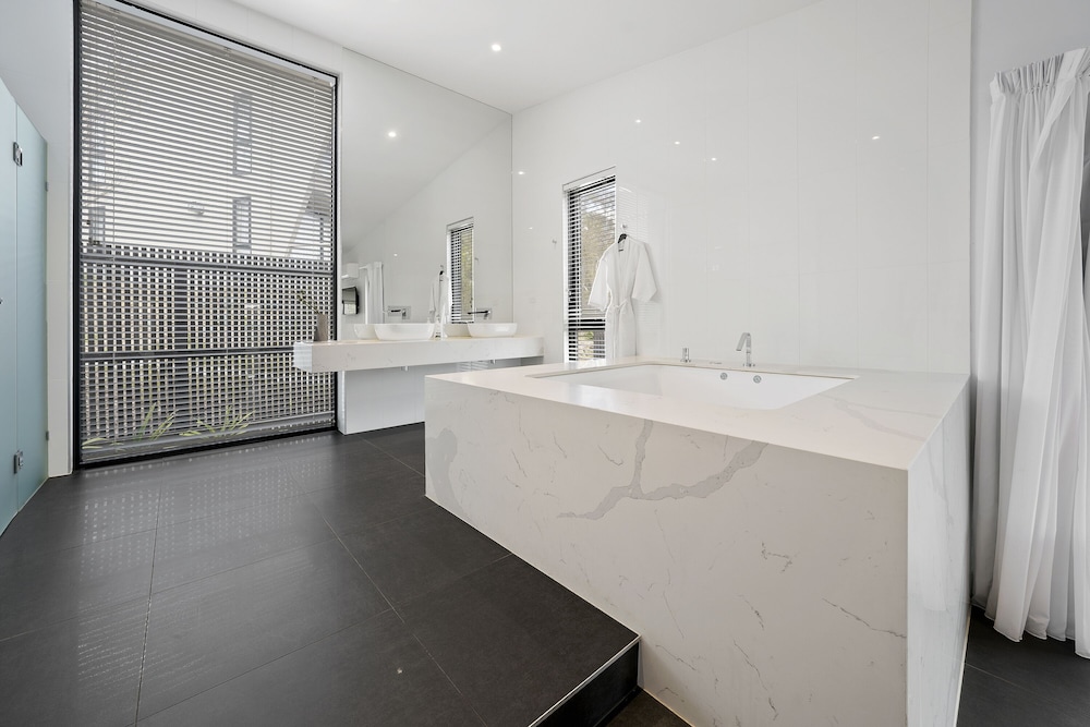 Escape Villa (King or Twin) - Photo 11