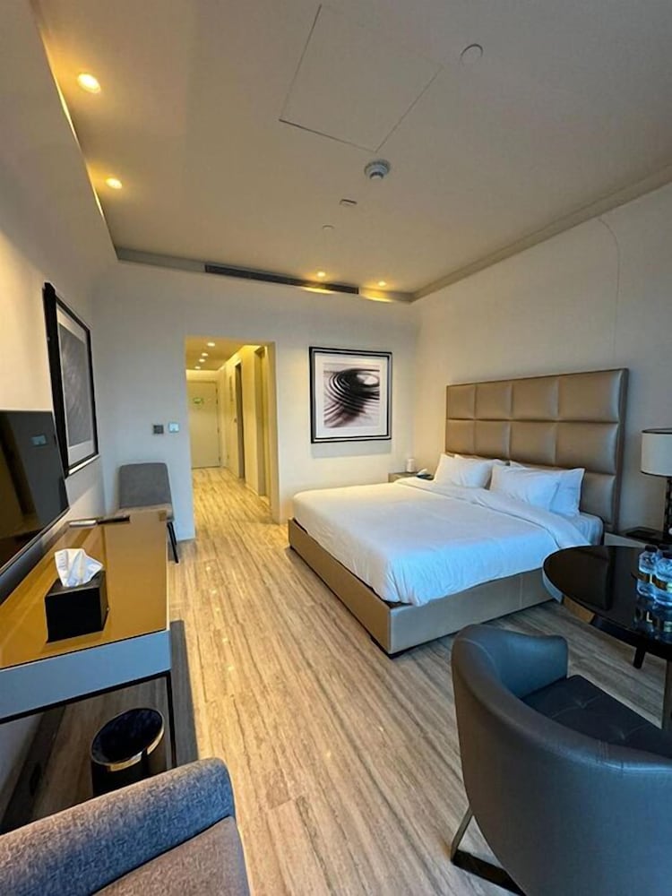 Junior Apartment