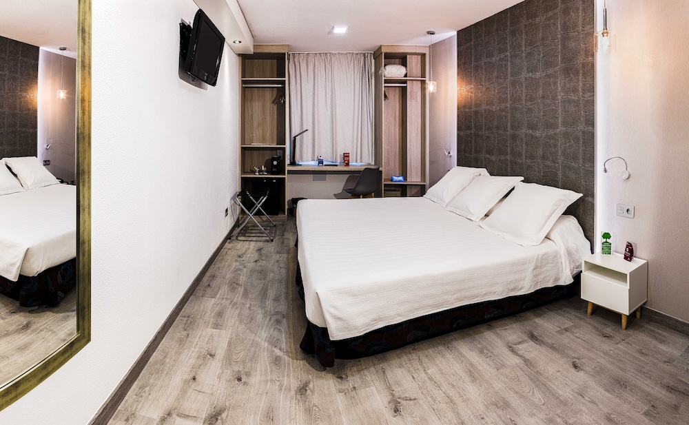 Superior Double Room - Photo 2