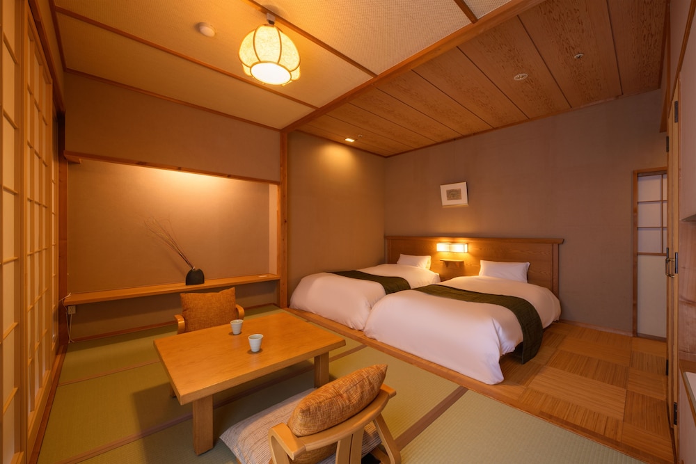 Twin Room, Non Smoking (Onsen Club) photo 2