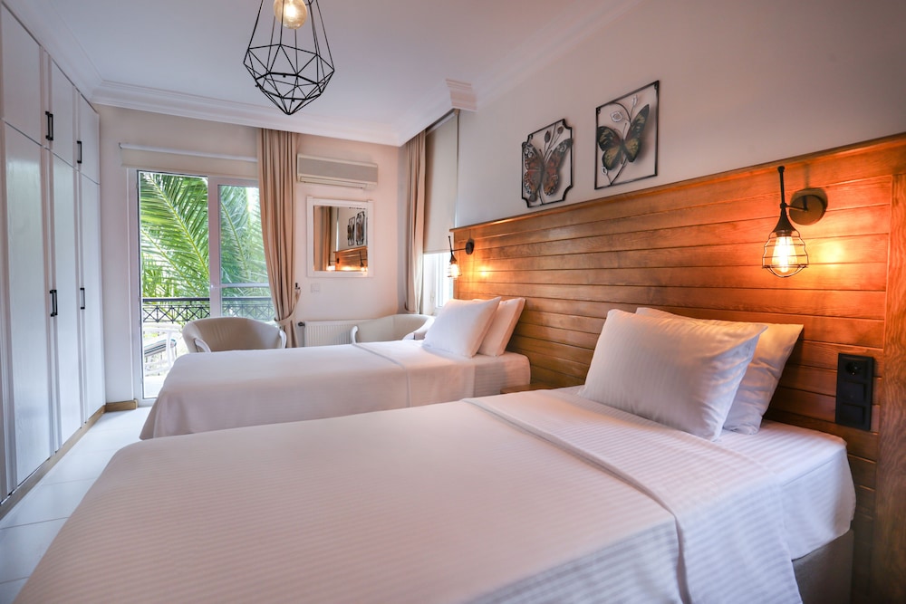 Superior Double or Twin Room photo 1