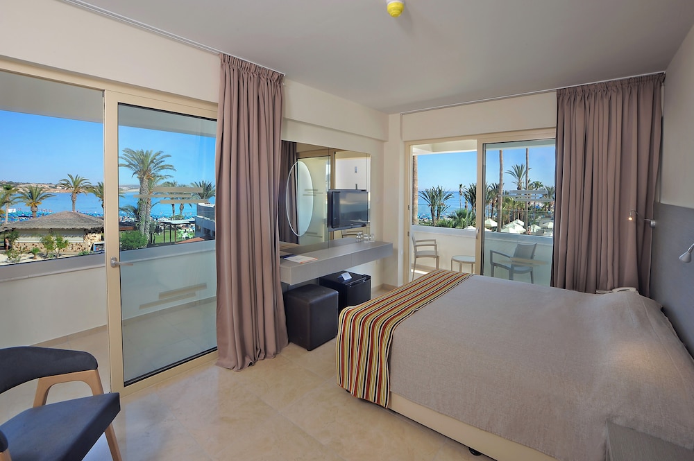 Executive Sea View Room photo 1