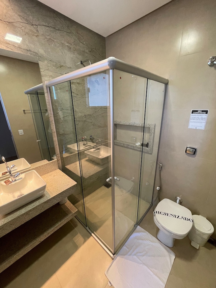 Superior Quadruple Room - Photo 9