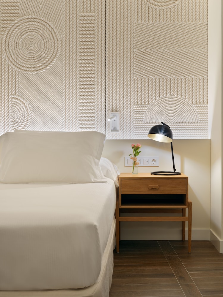 Classic Room Mare (1 adult) - Photo 2