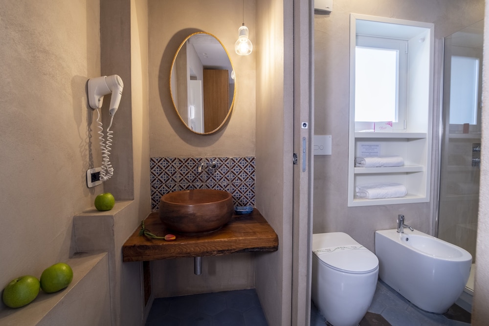 Exclusive Suite - Photo 4