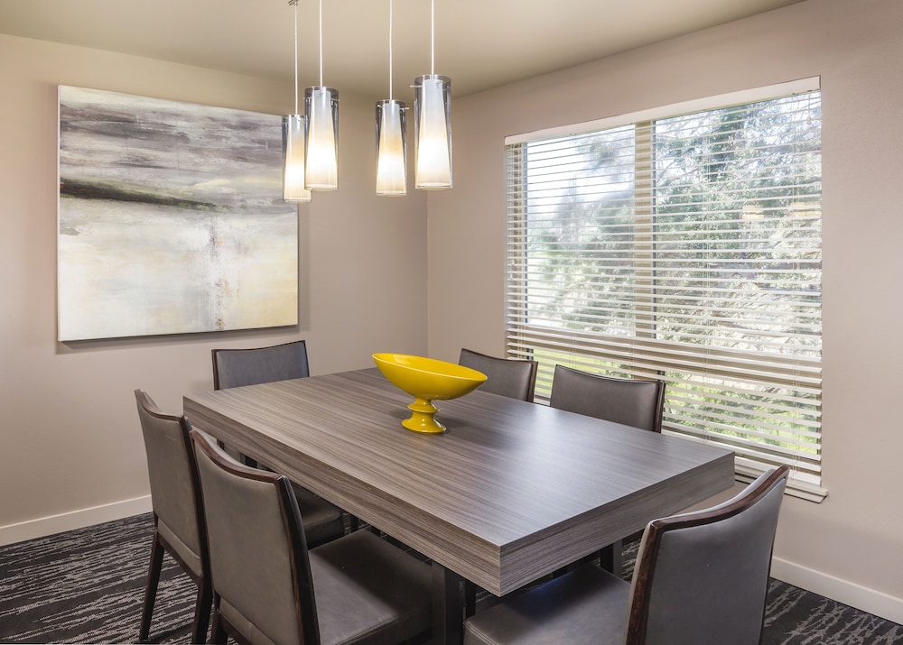 Standard Condo, 2 Bedrooms, Non Smoking, Kitchen photo 2