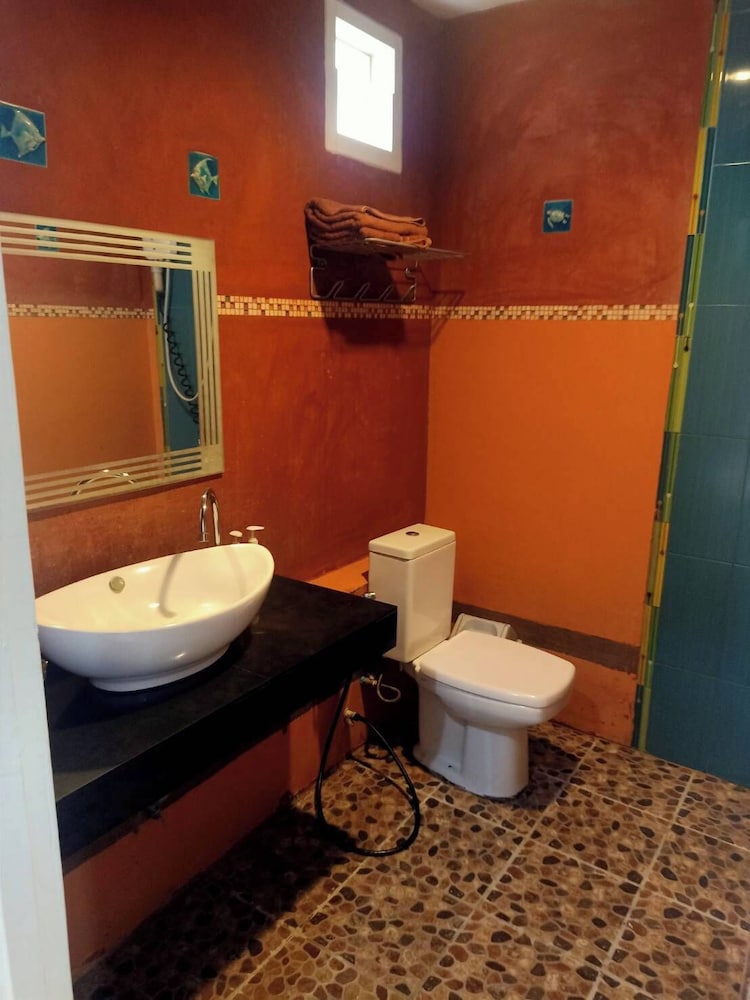 Standard Single Room, Beach View photo 2