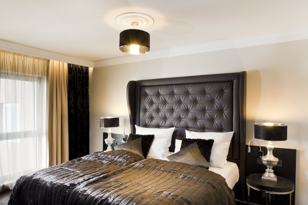 Suite, 1 Double Bed photo 3