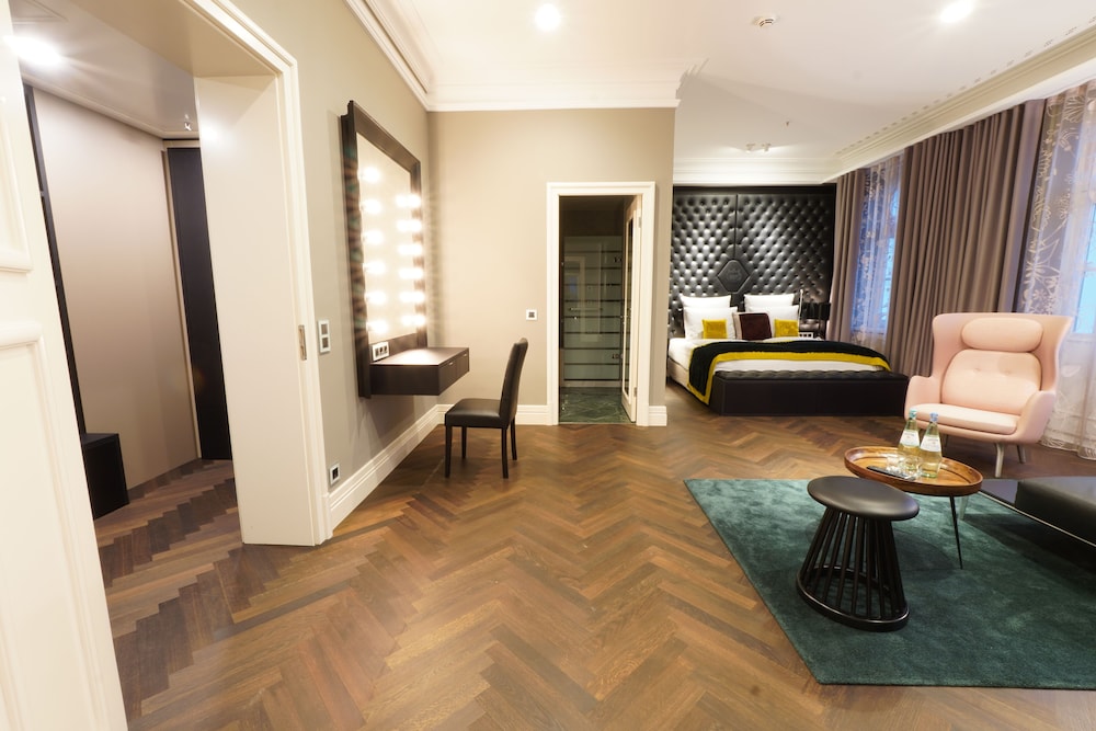 Brockhaus Suite - Photo 3
