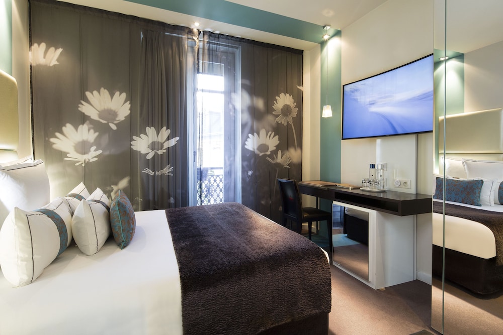 Superior Double or Twin Room photo 1