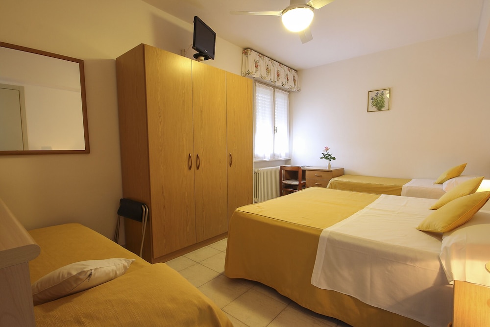 Triple Room photo 2
