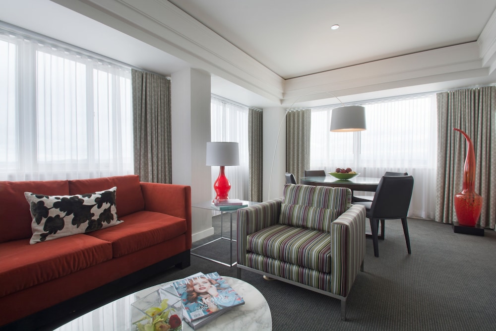 Superior Suite, 1 King Bed (Patron Club King Suite) - Photo 3